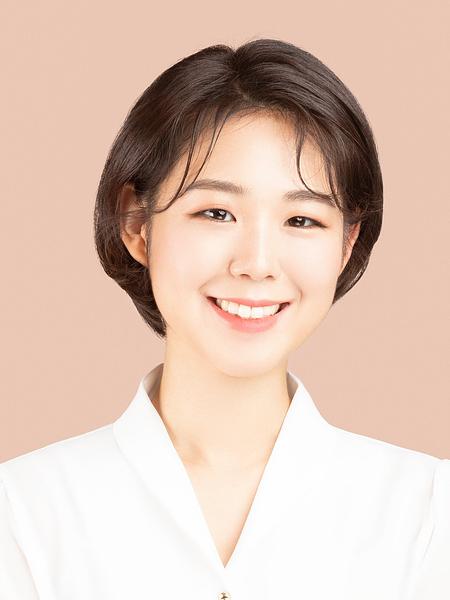 Yuri Cho