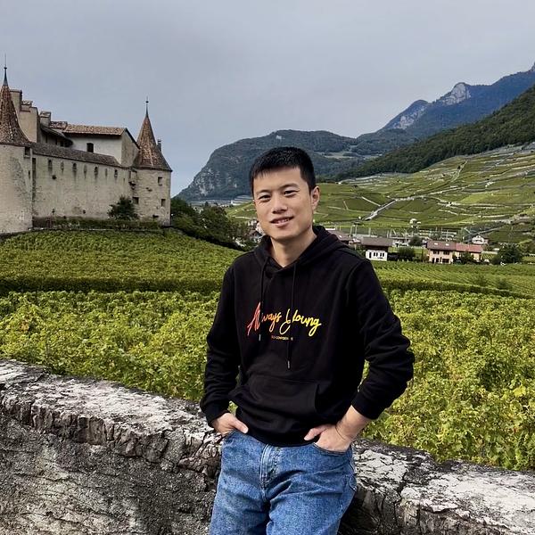 Xuhang Liu