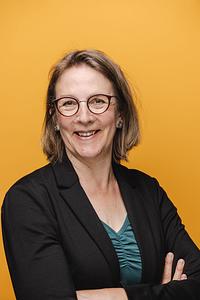 Kristin Becker van Slooten